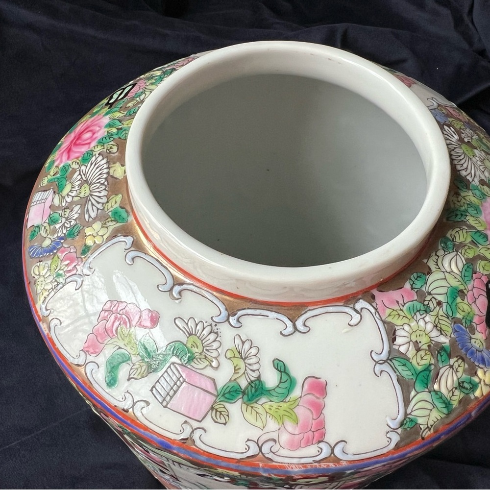 Stunning Large Antique Rose Famille Canton Porcelain Ginger Jar, Hand Painted - Picture 7 of 10